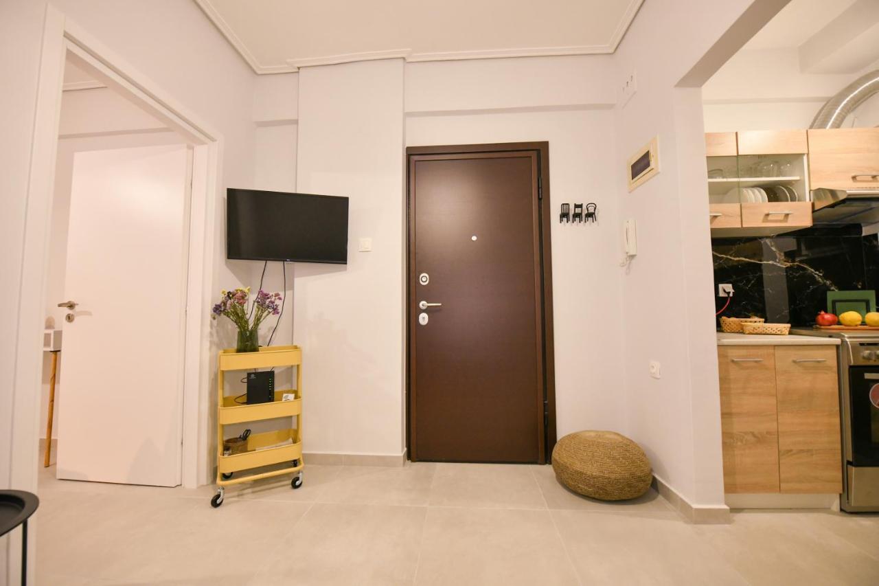 Modern, Comfortable Apartment, In The Heart Of The City_2 ラリサ エクステリア 写真